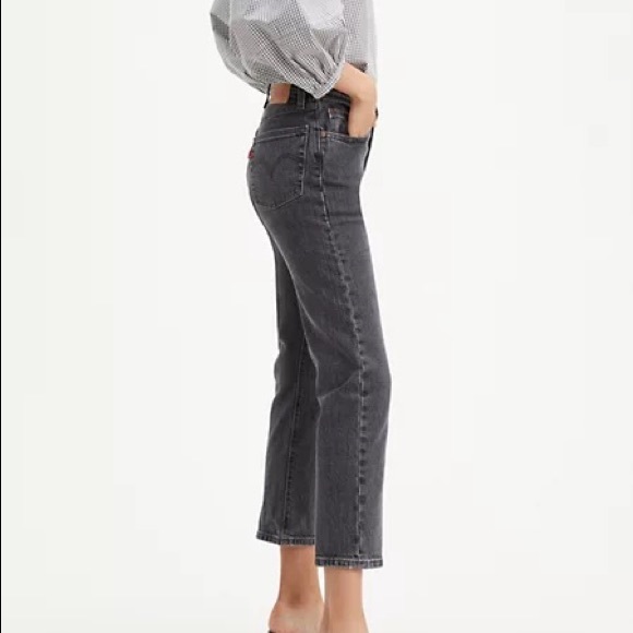 NWOT Authentic Levi’s 501 Cropped Jeans - Picture 10 of 11